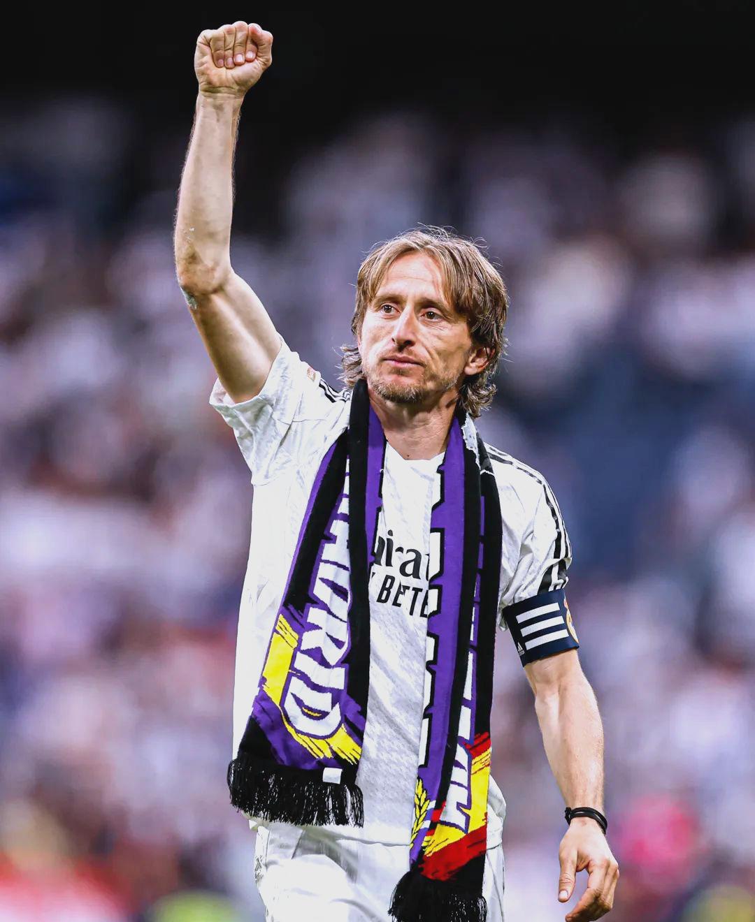 巴蒂斯图塔：梅西会以最好的状态备战明年世界杯！