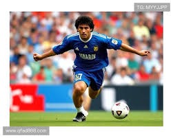 扑克你是不是高估自己（你是否在扑克中高估了自己？）