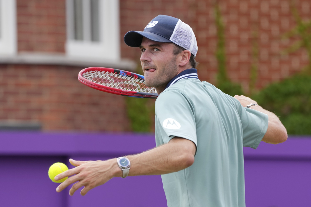 承担比赛强 承担比赛强